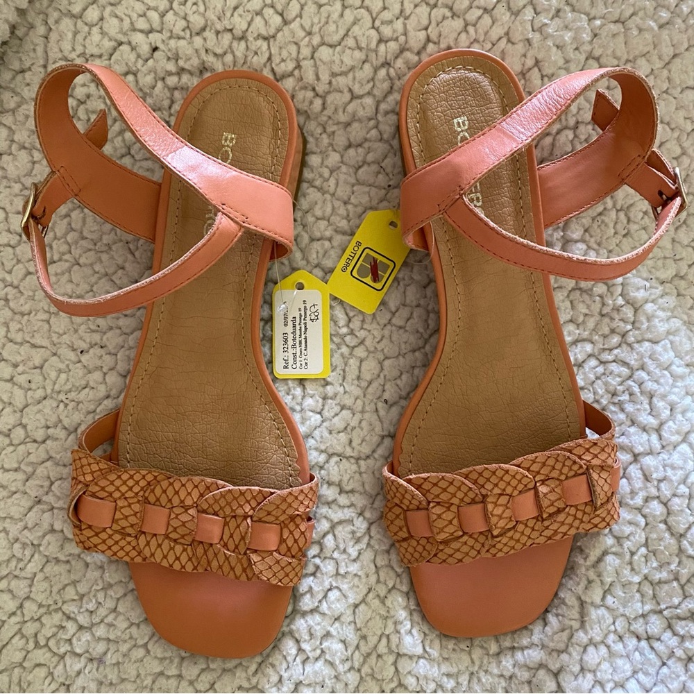1 pair Leather Peach 1” Brazilian sandals